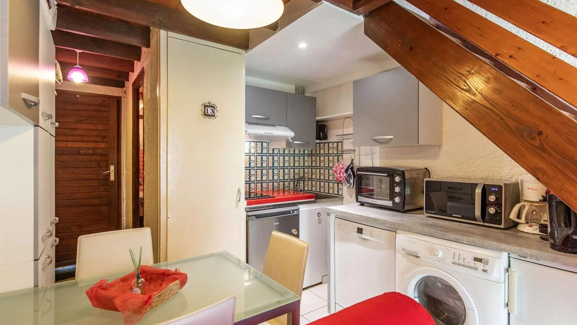 Apartment Chalet Mitoyen Avec Terrasse Et Parking A Cauterets - Fr-1-401-294